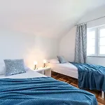South Wind Apartments